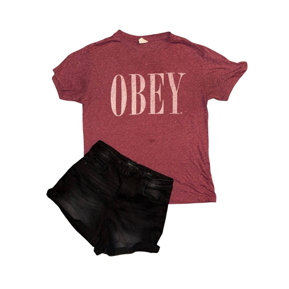 Y2K Vintage OBEY T-Shirt S + NWOT Kendall Kylie Shorts 3/26 Outfit Lot